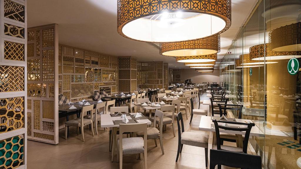 Graceland Phuket ресторан