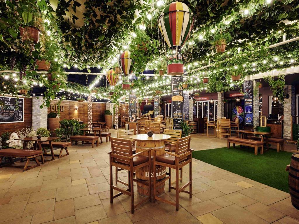 Movenpick JLT лобби