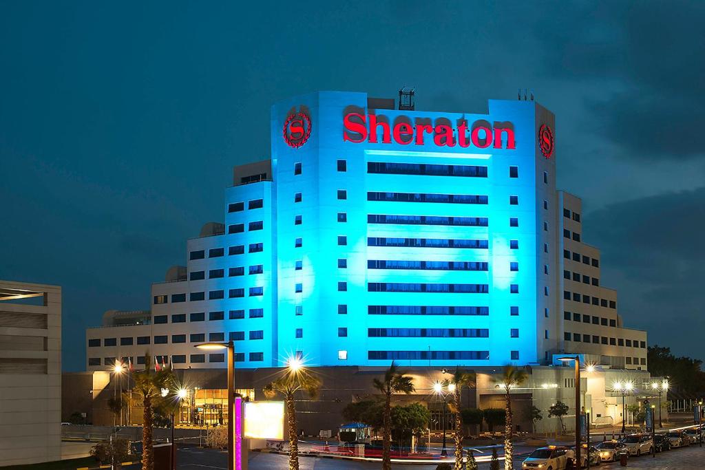 Sheraton Jumeirah Beach Resort фасад